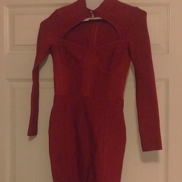 Red BodyCon Dress - Picture 2 of 4